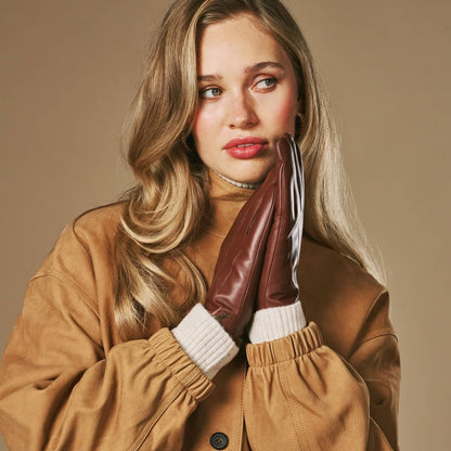 Julietta (brown) - Lambskin leather gloves with plush rabbit fur lining and touchscreen feature