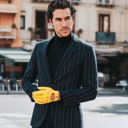 Leonardo (yellow) - Italian driving gloves made of American deerskin leather — photo 2 of 10