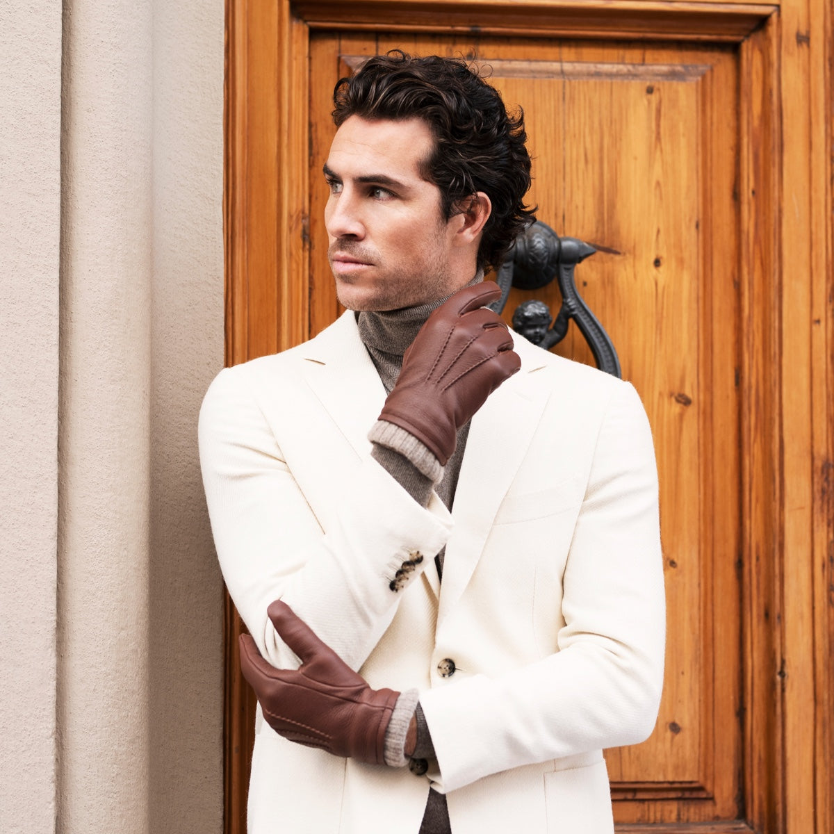 Lorenzo (brown) - Italian gloves made of American deerskin leather with cashmere lining — photo 10 of 10