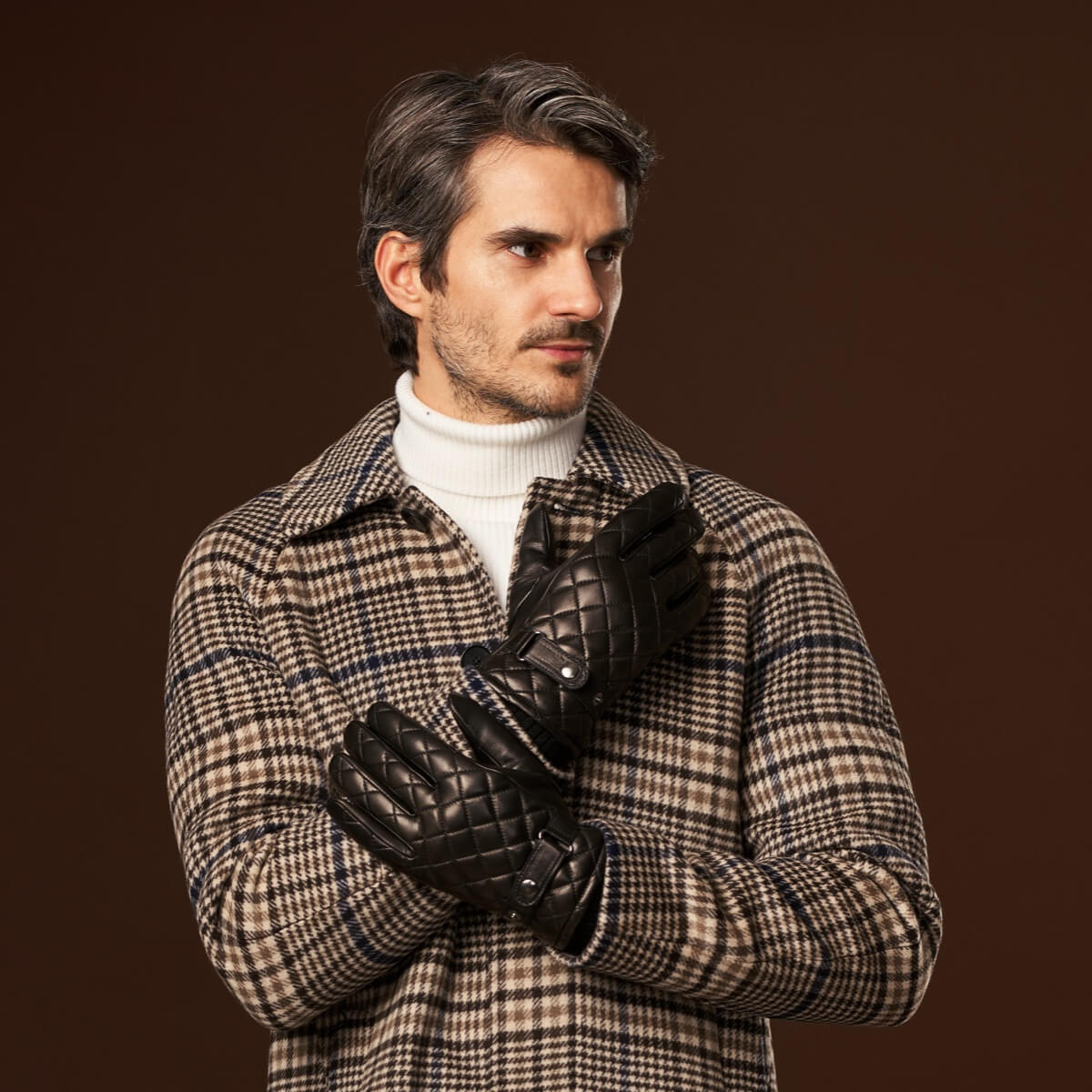 Luca (black) - Italian lambskin leather gloves with cashmere lining and checkered pattern — photo 2 of 10