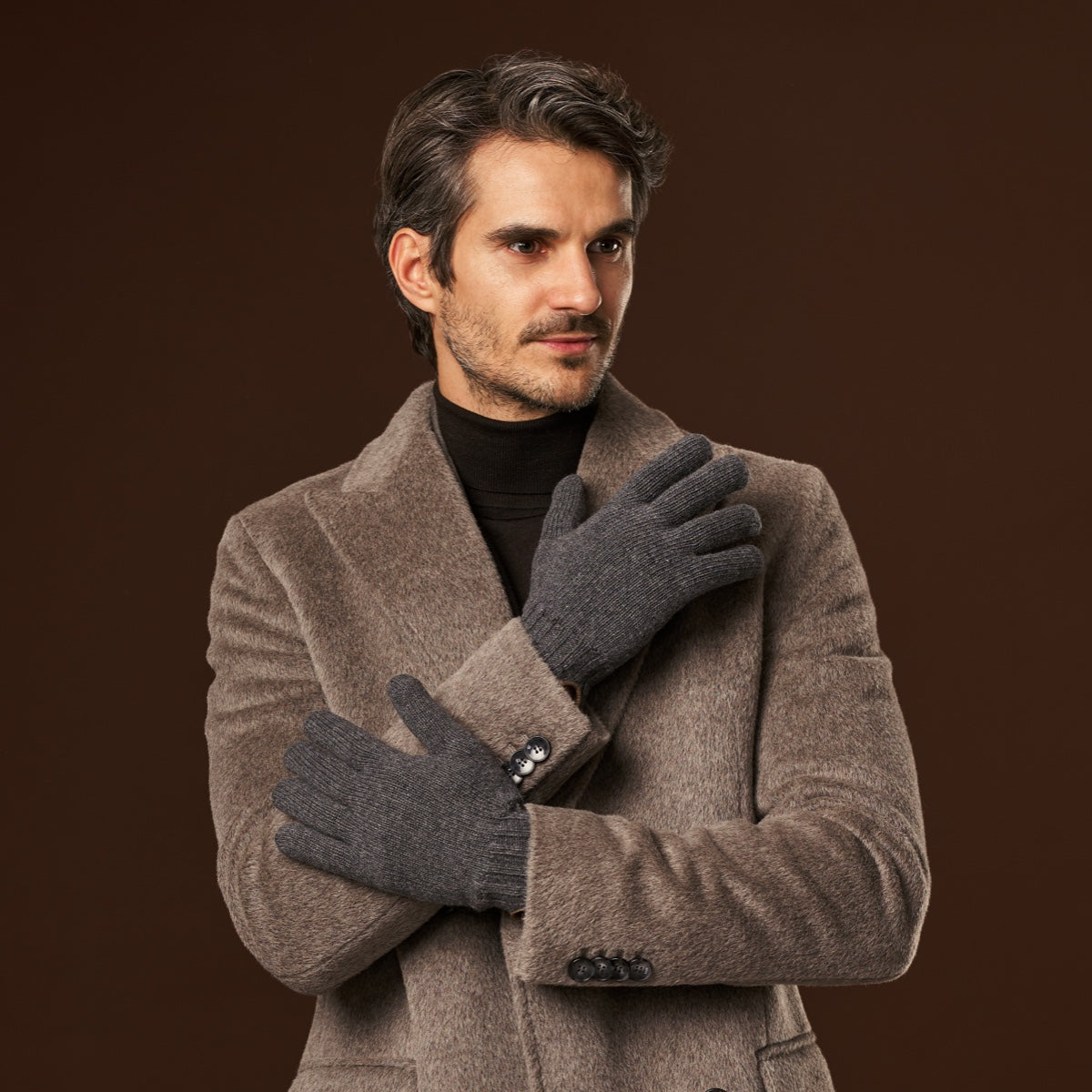 Luciano (grey) - Handmade Italian knitted wool gloves with luxurious cashmere lining — photo 2 of 10