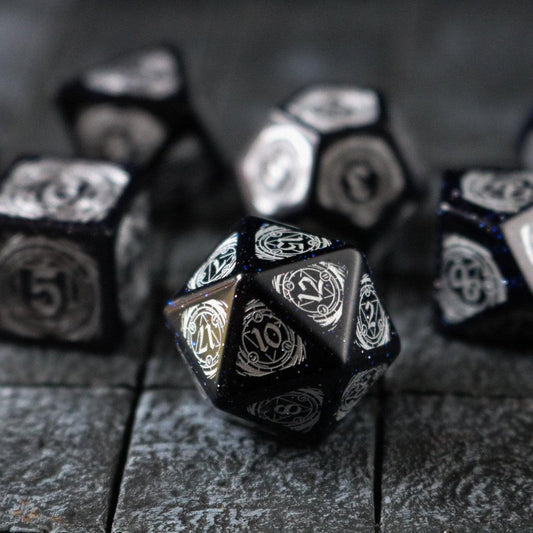 Juego de Dados de DND de Piedras Preciosas, Fuente Plateada de Arenisca Azul Furia de Mago