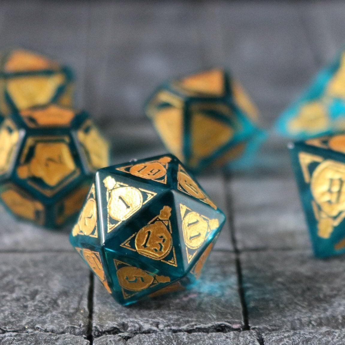 Manatrank-Würfelset aus blauem Zirkonia-Glas für D&D