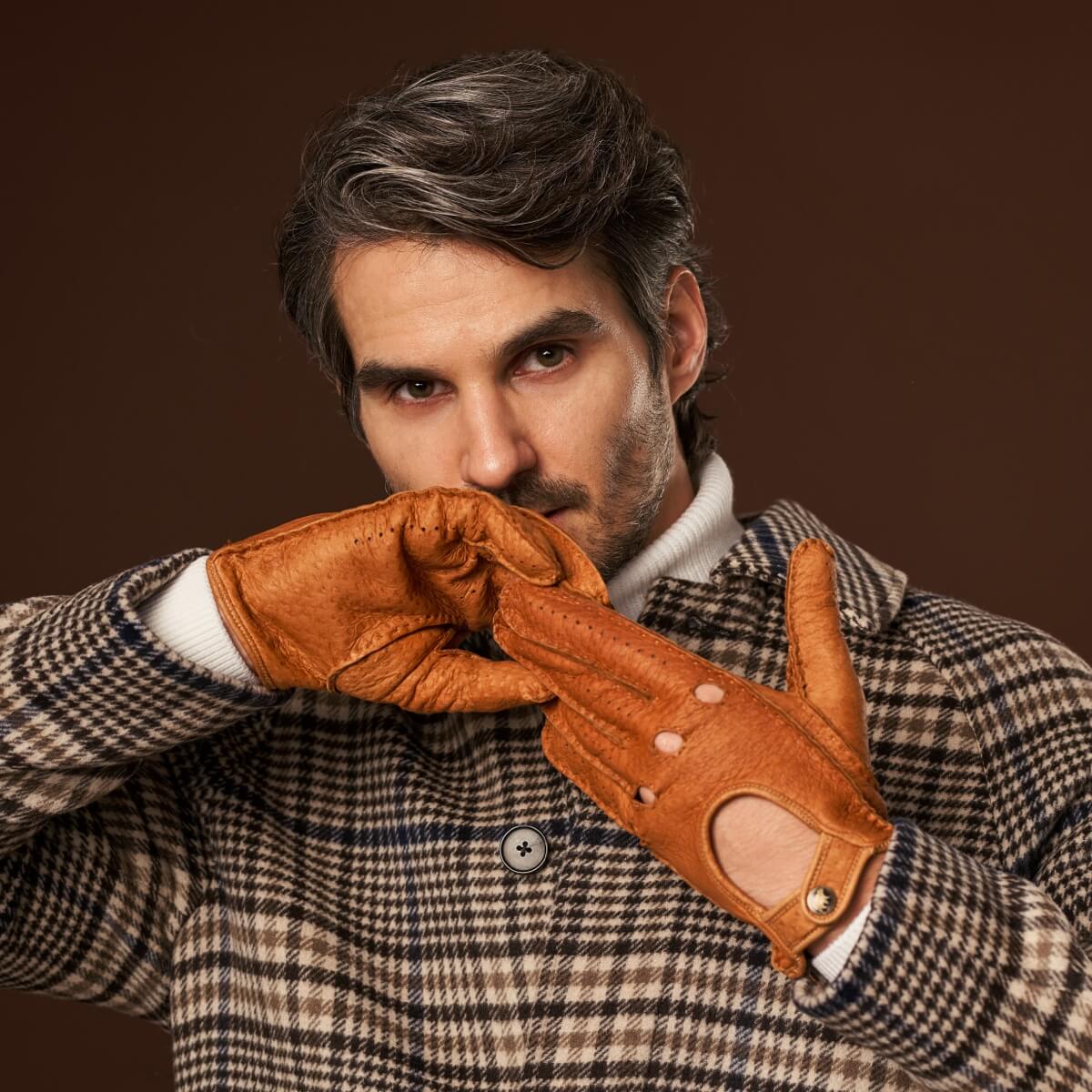 Marcello (brown) – Luxurious Italian peccary driving gloves — photo 9 of 10