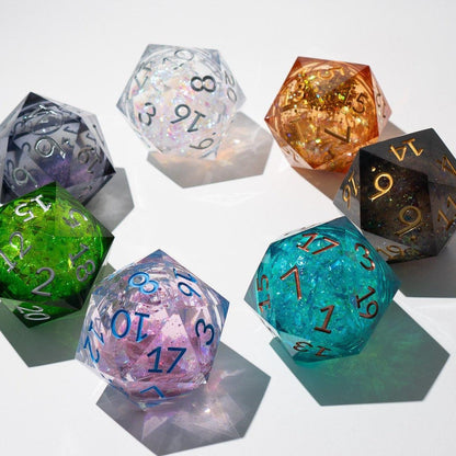 Dados y caja de resina hechos a mano Chonk de 95 mm con núcleo líquido verde masivo