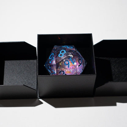Massiver pastellrosa babyblauer Glitzer Liquid Core 95MM Chonk handgefertigter Harzwürfel und Box