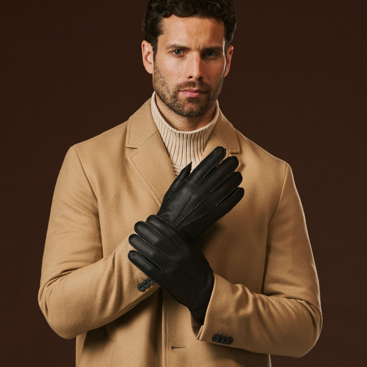 Matteo (black) - Italian gloves made of American deerskin leather with cashmere lining — photo 2 of 10