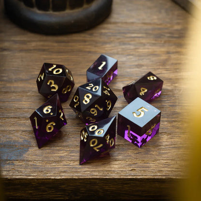 Mystisches Violett Harz DND Würfel-Set
