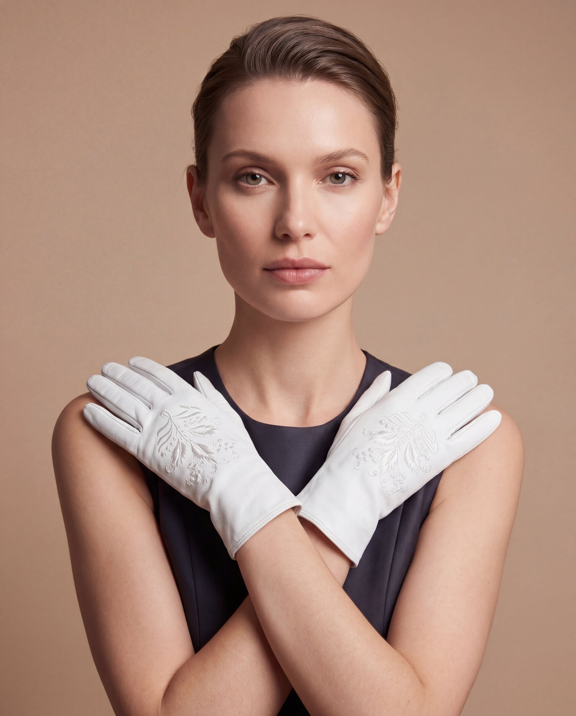 PZ01 (white) – Embroidered unlined Italian lambskin opera gloves — photo 4 of 10
