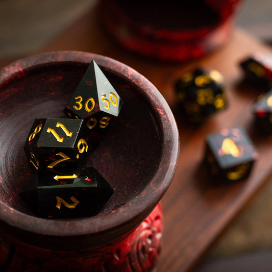 Juego de dados DND de resina hechos a mano Night Blood