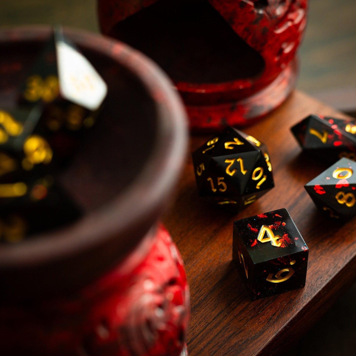 Juego de dados DND de resina hechos a mano Night Blood