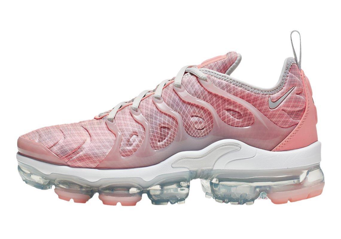 Nike Air VaporMax Plus 'Bleached Coral Pure Platinum'