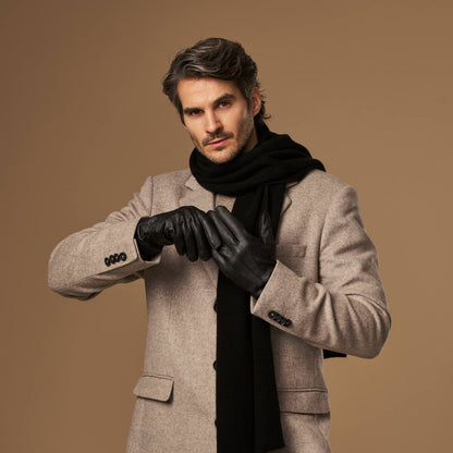 Noah (black) – Luxurious deerskin leather gloves with warm wool lining — photo 8 of 10