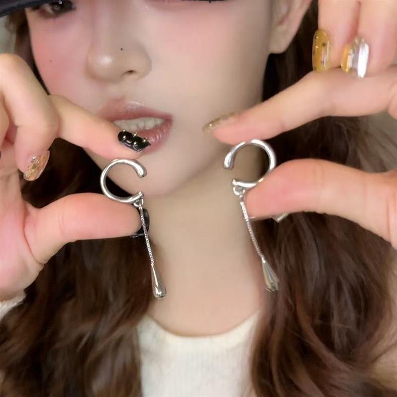 Women's Cold Style Water Drops Tassel High-grade Rings