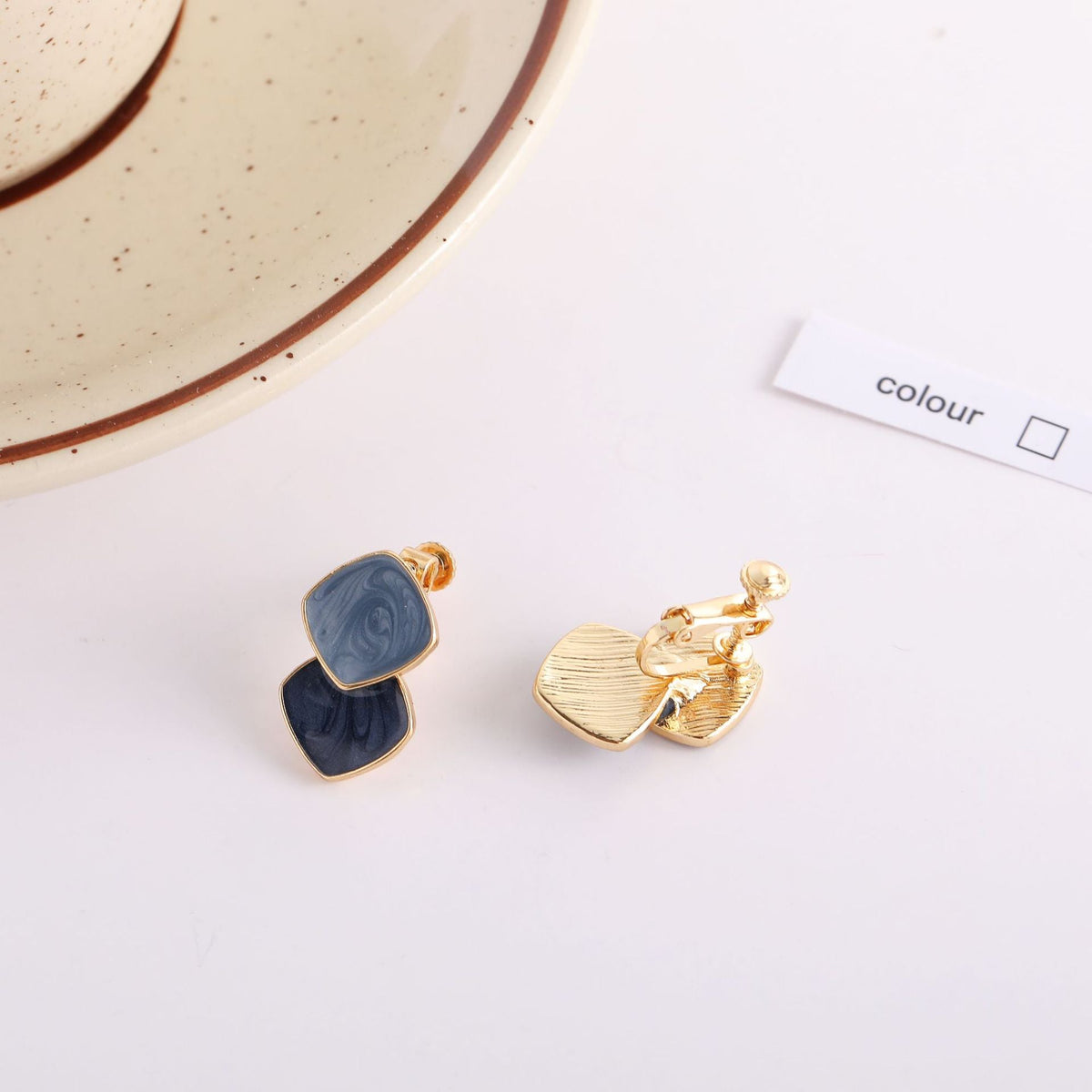 Geometric Mosquito Coil Haze Blue Fashion Sier Ear Clip