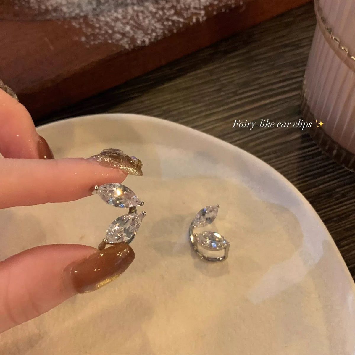 Elegant Water Drops High-grade Angel Wings Ear Clip