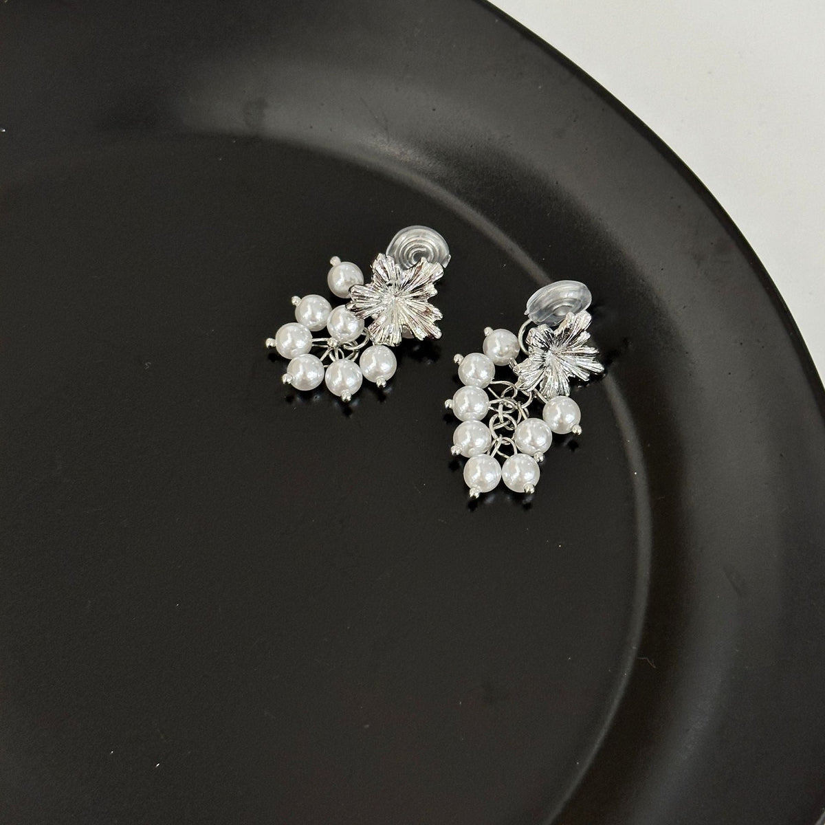 Women's Fairy Sweet Flower Earless Mosquito Coil Niche High-grade Ear Clip