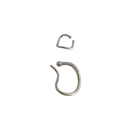Women's French Retro Twisted Gold Niche Temperament Ear Clip