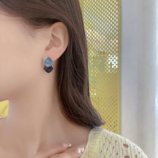 Geometric Mosquito Coil Haze Blue Fashion Sier Ear Clip