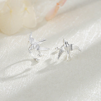 Classy Flying Bird Middle Ancient Animal Earrings