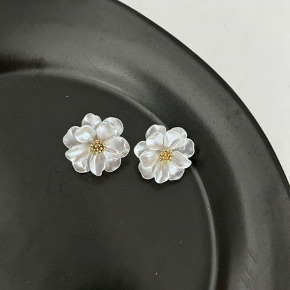 Women's Fairy Sweet Flower Earless Mosquito Coil Niche High-grade Ear Clip