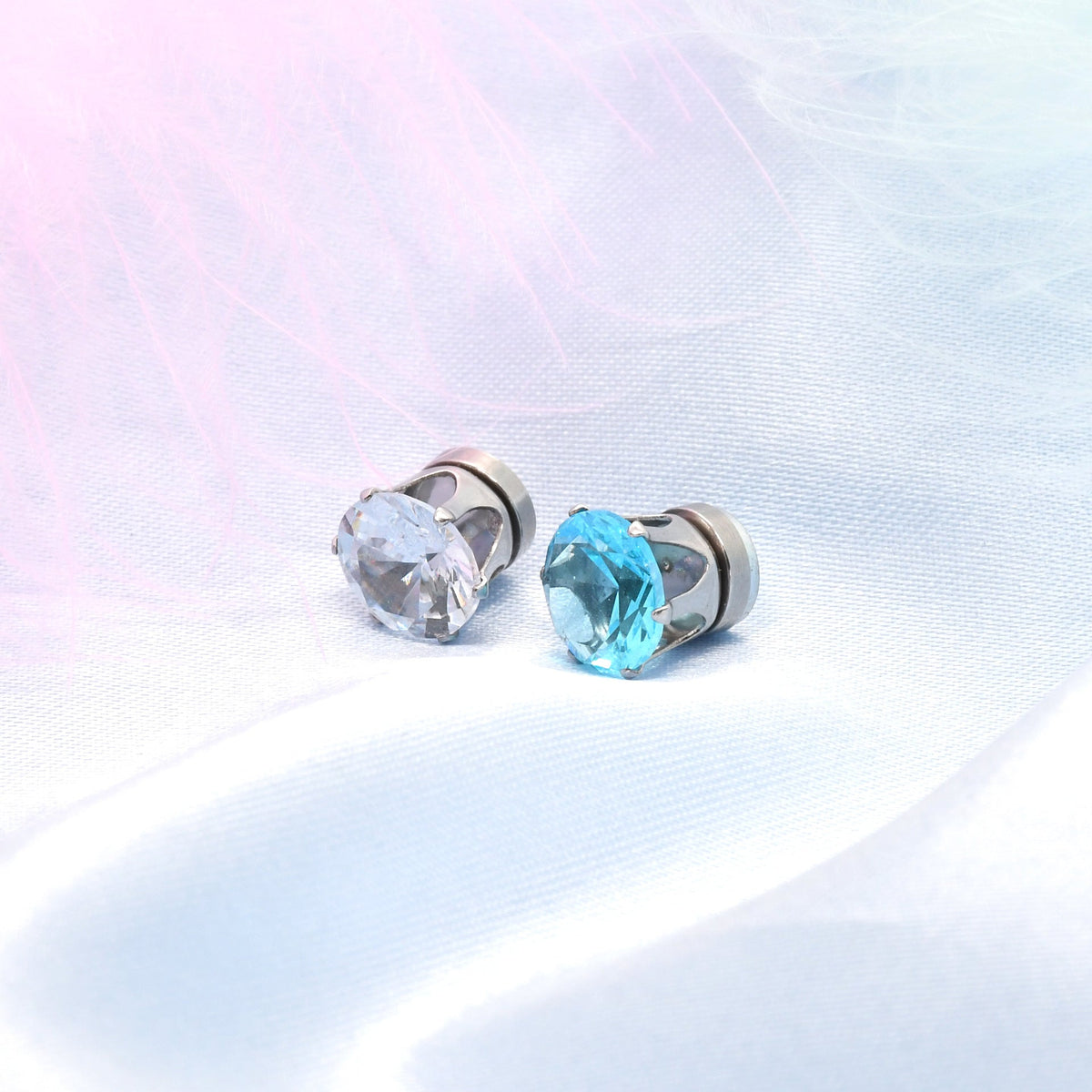 Color Super Flash Zircon Bone Nail Ear Clip