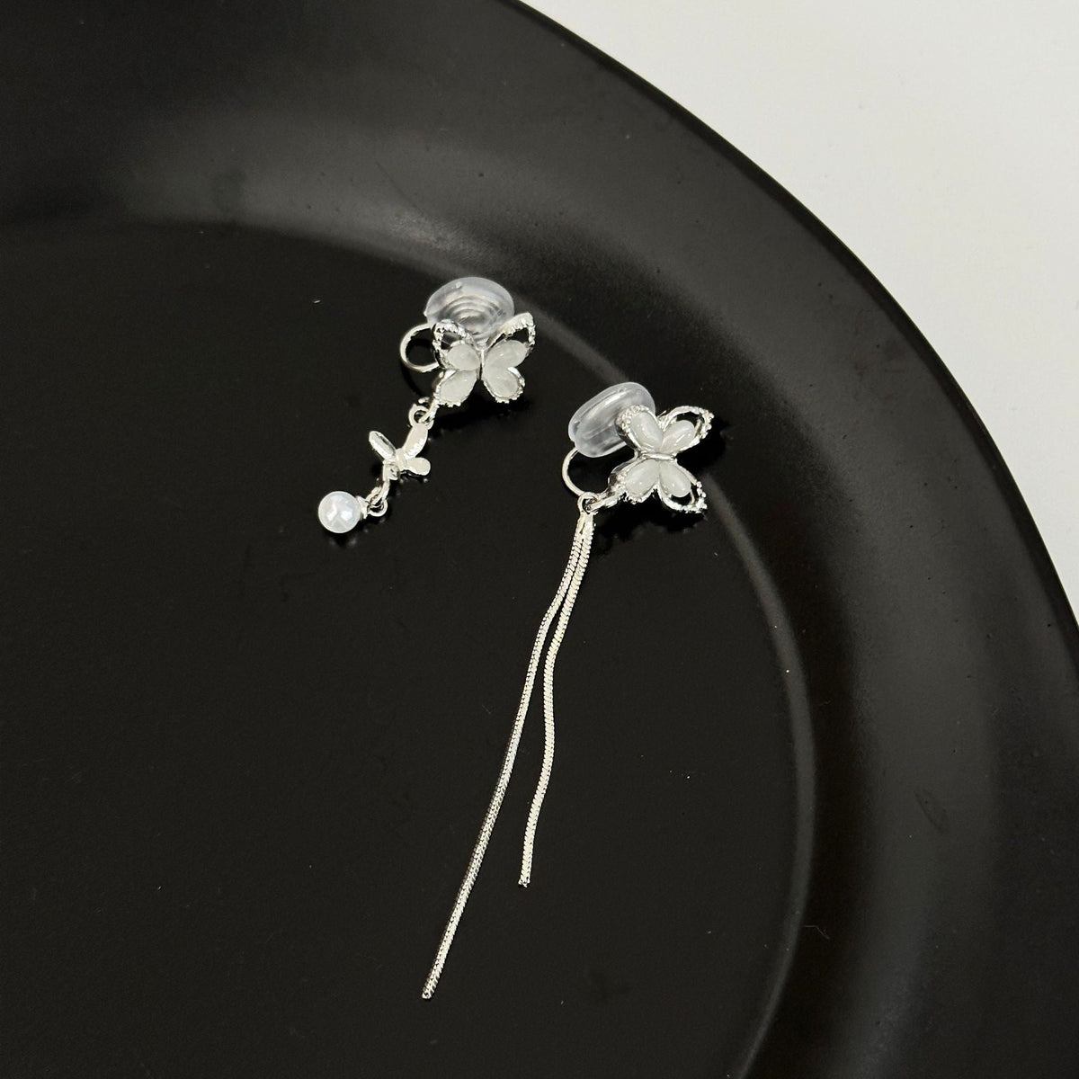 Women's Fairy Sweet Flower Earless Mosquito Coil Niche High-grade Ear Clip