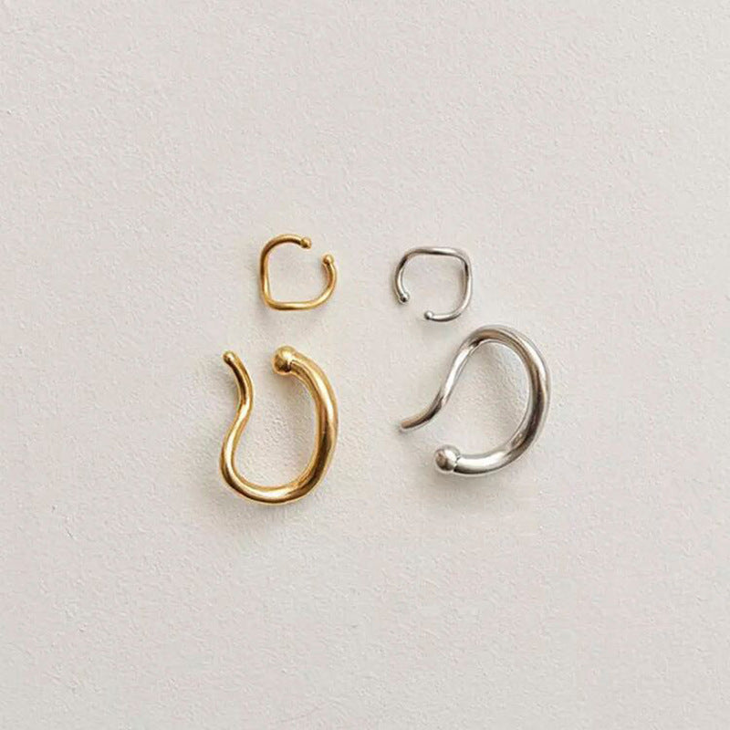 Women's French Retro Twisted Gold Niche Temperament Ear Clip