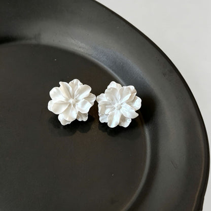 Women's Fairy Sweet Flower Earless Mosquito Coil Niche High-grade Ear Clip
