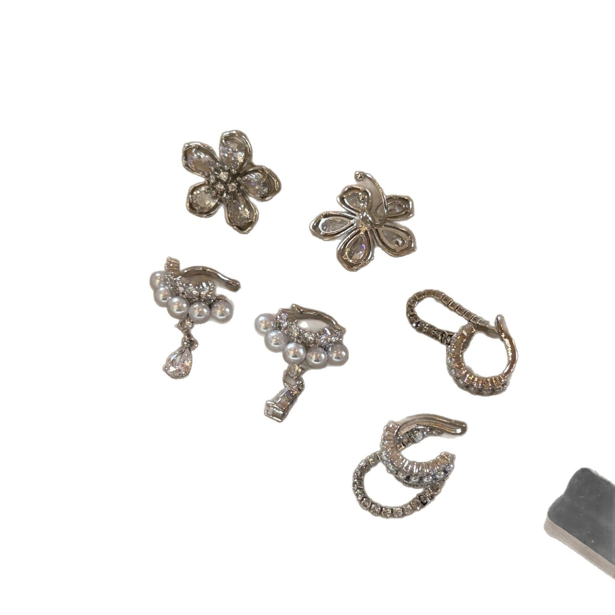 Women's Light Luxury High-grade Fashion No Pierced With Tassel Flowers Rings