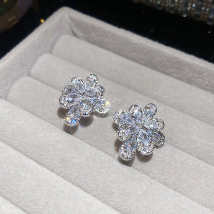 Style Super Flash Zircon Flower Korean Niche Bone Light Luxury Ear Clip