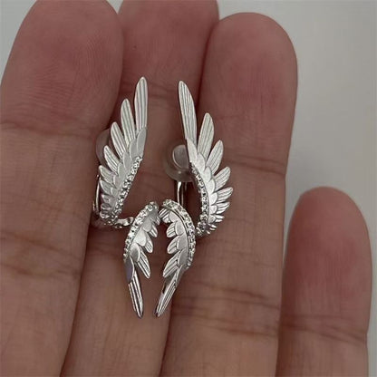 Wings Exquisite Small Fashion Personality Friend Ear Clip
