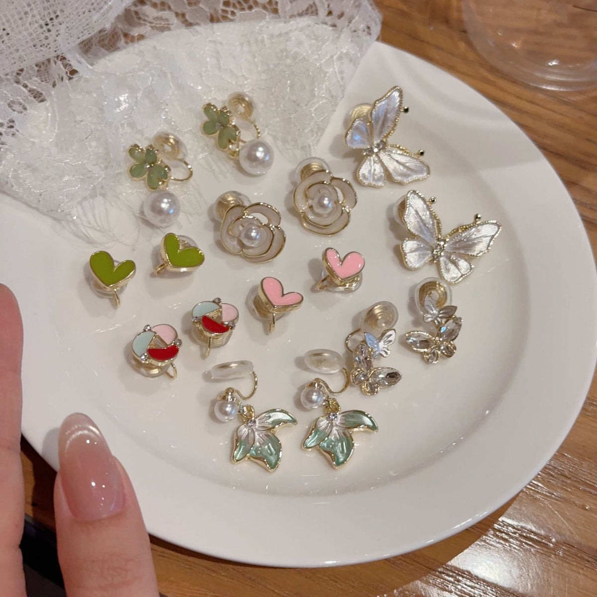Women's Fairy Sweet Flower Earless Mosquito Coil Niche High-grade Ear Clip
