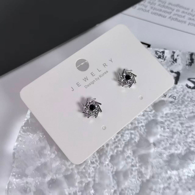 Men's Geometric Magnetic Trendy Personality High Sense Elegant Hip Hop Ear Clip