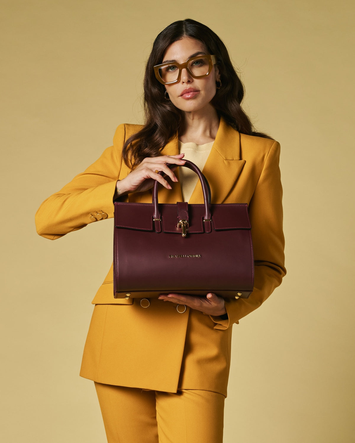 Oriana (eggplant) - Italian calf leather women's handbag (with shoulder strap) — photo 7 of 9