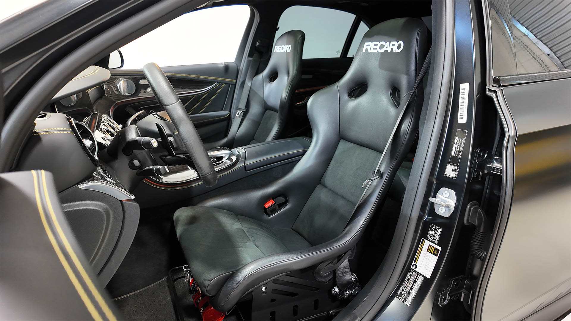 Recaro Seat Mount Kit, C190 ( AMG GT) — photo 2 of 7