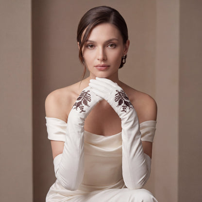 PZ01W14G (white) - Unlined Italian lambskin 16-button opera gloves with embroidery — photo 3 of 10