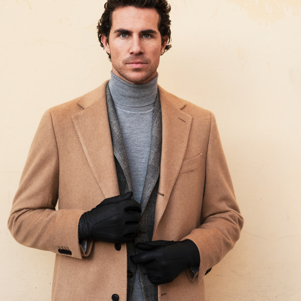 Antonio (black) – Luxurious Italian peccary leather gloves with cashmere lining — photo 8 of 10