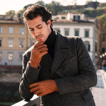 Antonio (brown) – Luxurious Italian peccary leather gloves with cashmere lining — photo 2 of 10