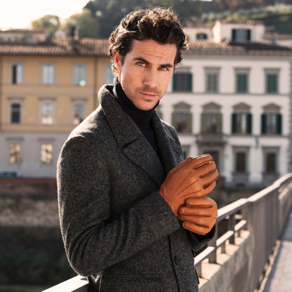 Antonio (brown) – Luxurious Italian peccary leather gloves with cashmere lining — photo 8 of 10