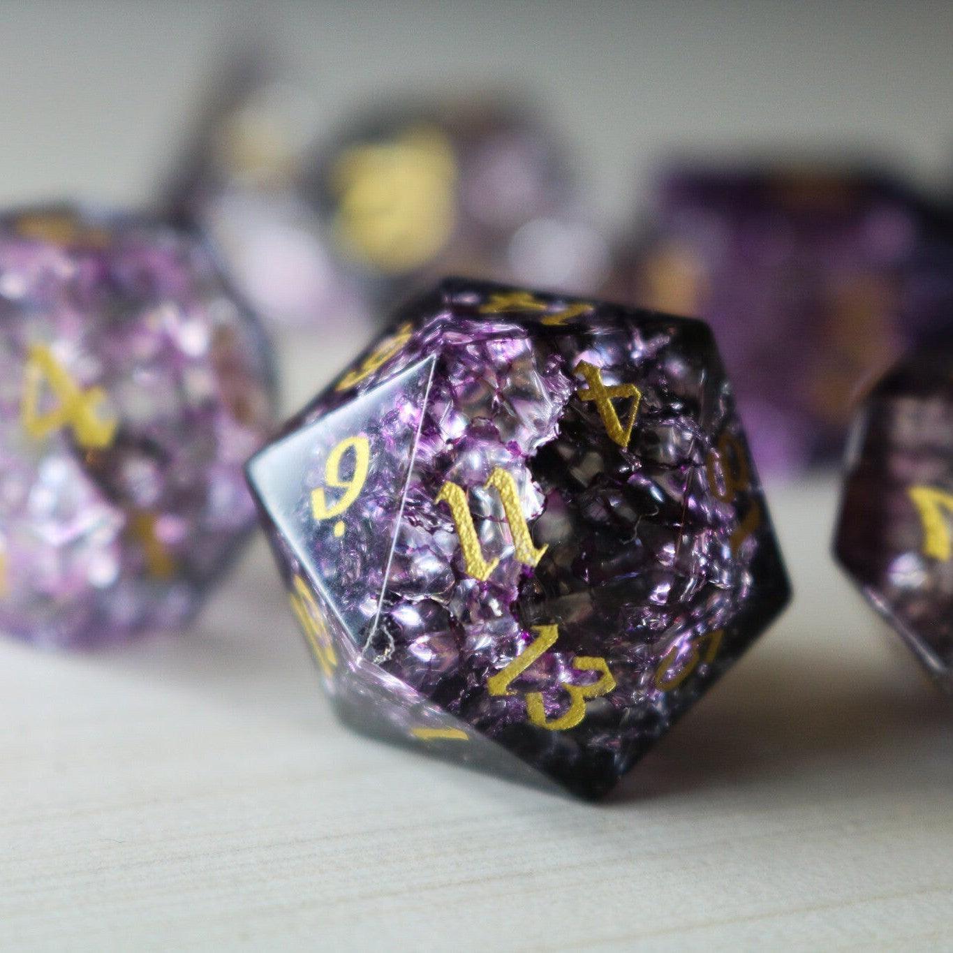 Juego de dados de D&D de cristal Púrpura Purga Forja Fuego