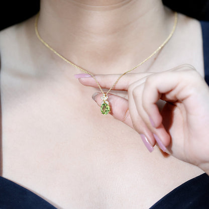 1,7 Karat Oval Peridot Diamant Blumenkette für Damen