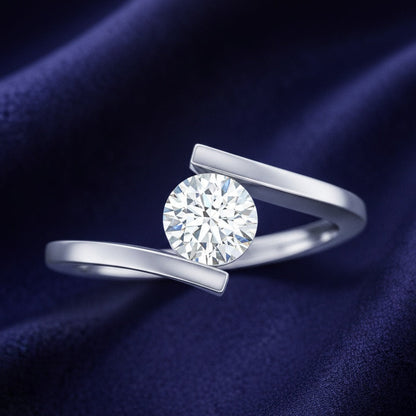 The Modern Embrace: 0.5ct Moissanite Tension Bypass Ring