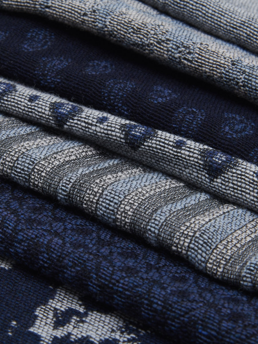 Federico (grey/blue) - Warm and soft Italian scarf from wool blend — photo 5 of 10