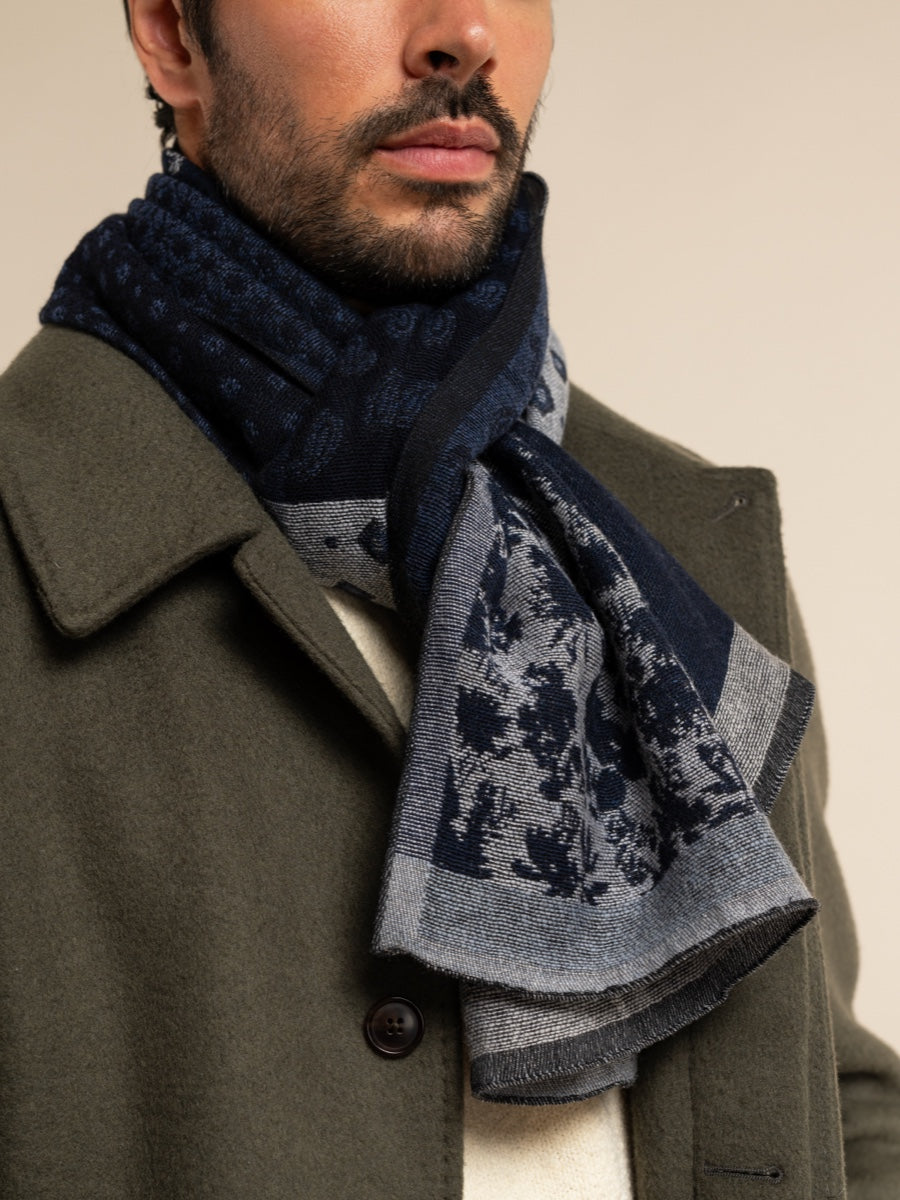 Federico (grey/blue) - Warm and soft Italian scarf from wool blend — photo 8 of 10