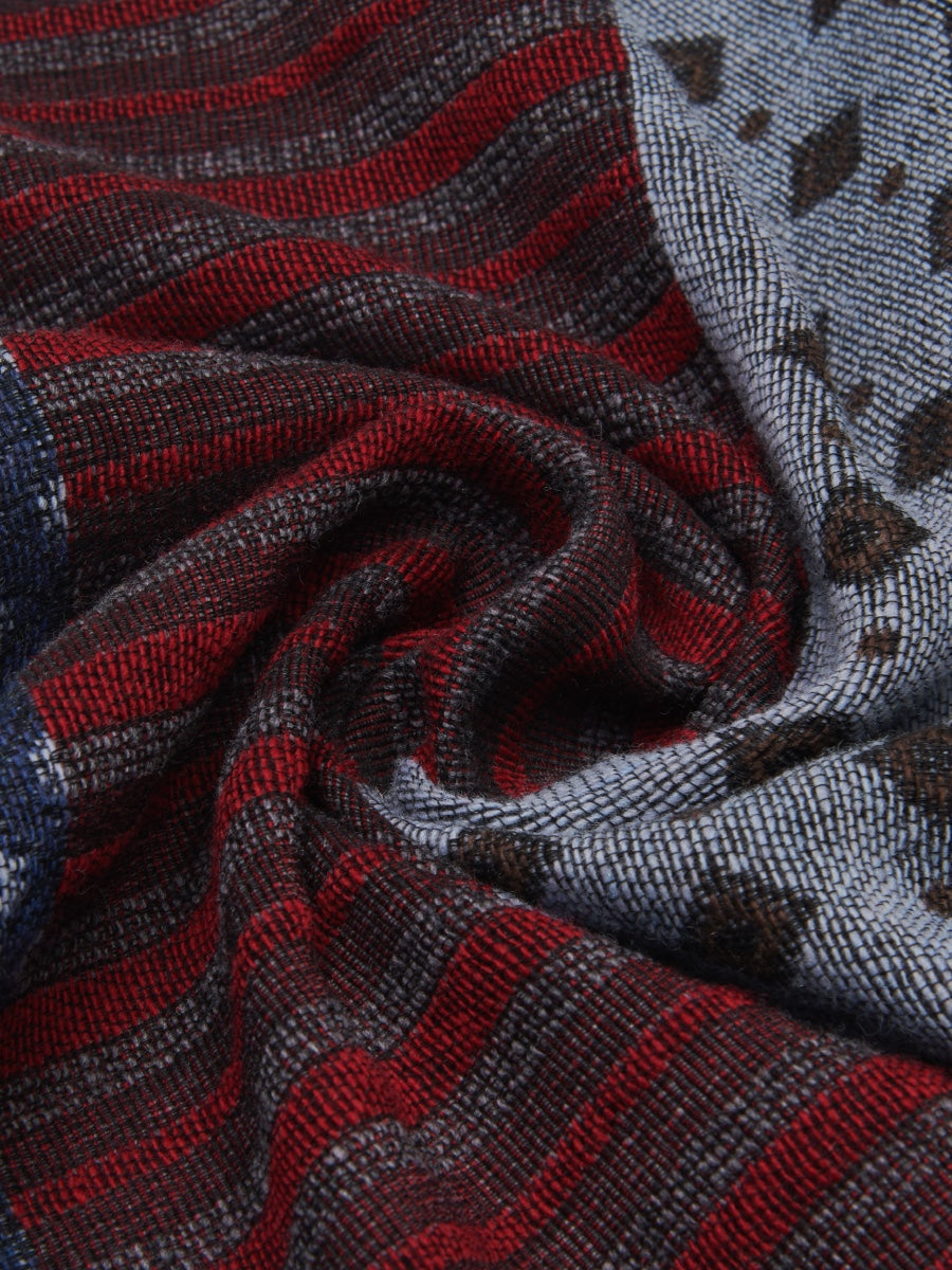 Federico (red/blue) - Warm and soft Italian scarf from wool blend — photo 4 of 10