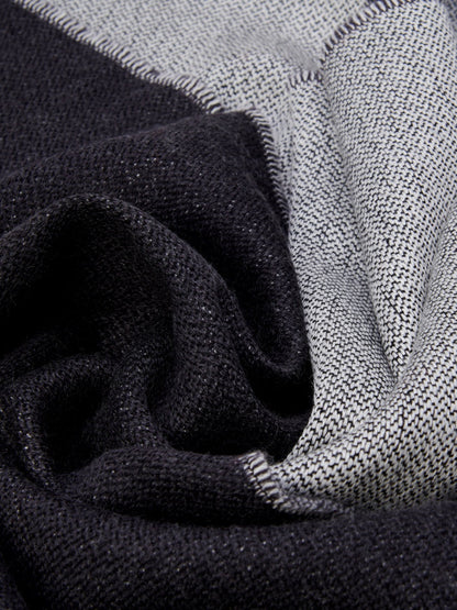Romeo (blue/grey) - Italian warm and soft scarf made from 100% wool — photo 3 of 9