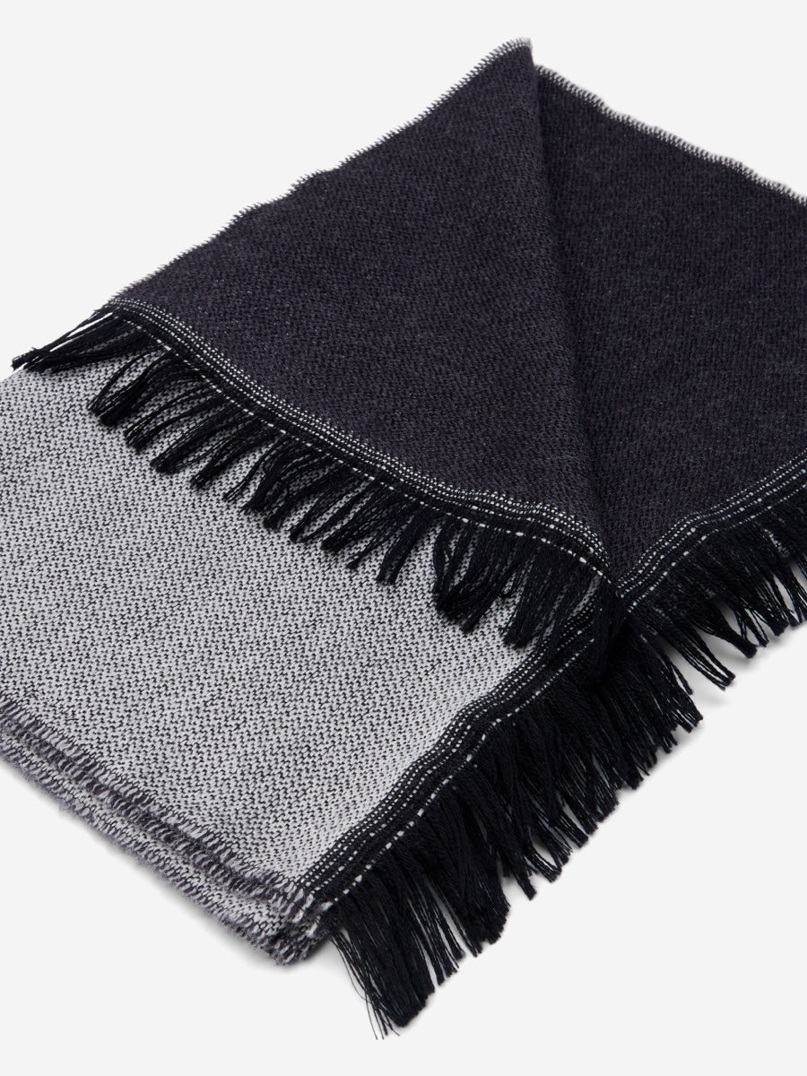 Romeo (blue/grey) - Italian warm and soft scarf made from 100% wool — photo 4 of 9