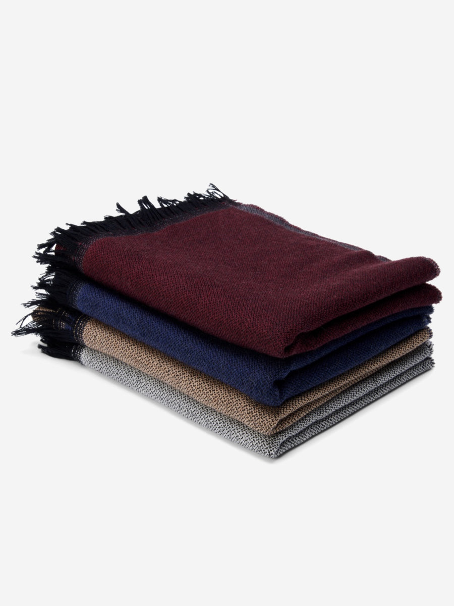 Romeo (red/grey) - Italian warm and soft scarf made from 100% wool — photo 6 of 10