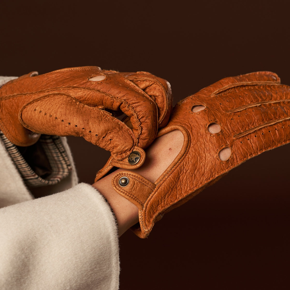 Raffaella (brown) – Luxurious Italian peccary driving gloves — photo 9 of 10